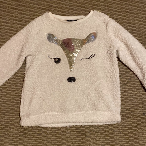 White deer fluffy crew neck - Picture 1 of 2